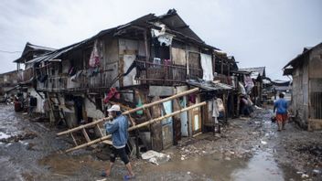 قلق، 23 ألف من سكان سورابايا في فقر مدقع بيانات
