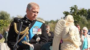 Pangeran Andrew Lepaskan Gelar Bangsawan di tengah Skandal Epstein