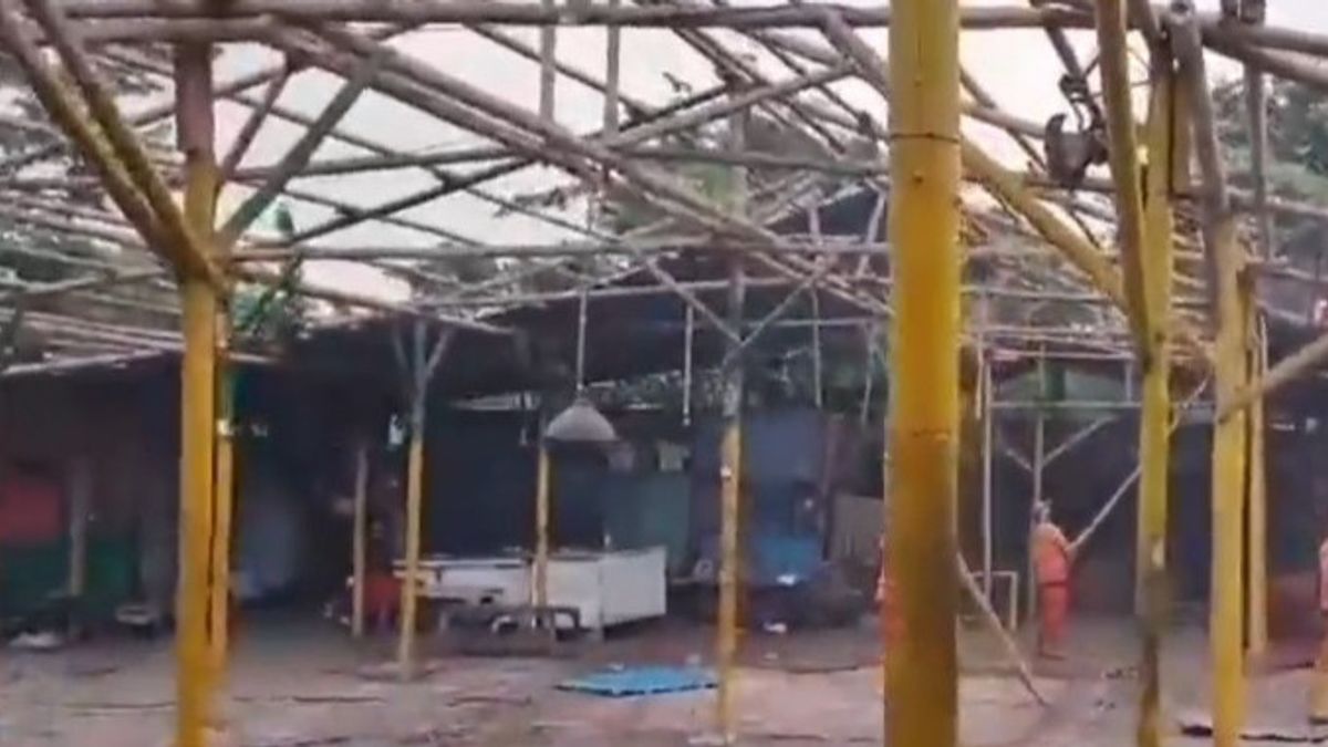 Polres Jaktim Bongkar Arena Judi Sabung Ayam di Ciracas