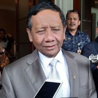 Mahfud MD: Corona Seperti Istri