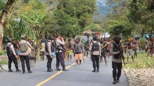 2 巴布亚高级摄政王候选人的支持群再次遭到冲突,居民的家被烧毁