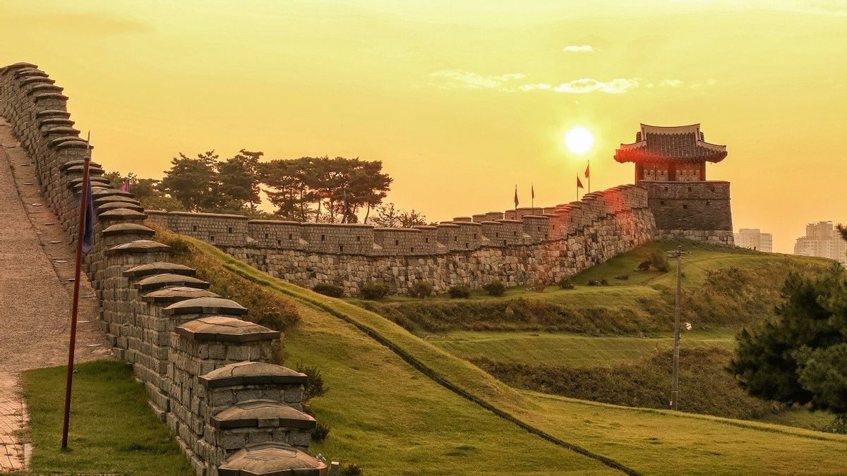لذلك سوف الذكية السياحية الوجهة ، قلعة Hwaseong تكون مجهزة تقنيات مختلفة 