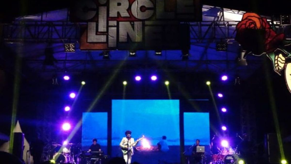 Welcomed By Enthusiastic Audience, Isyana Sarasvati And Kunto Aji Appear At Circle Line Festival Lombok
