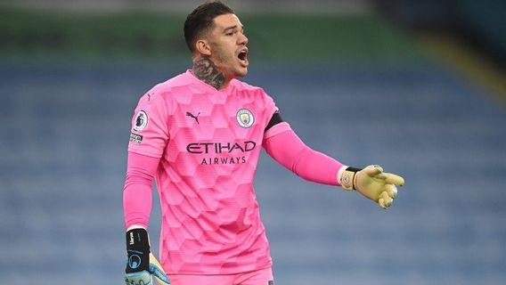 City Krisis Eksekutor Penalti, Mungkinkah Guardiola Mencoba Ederson?