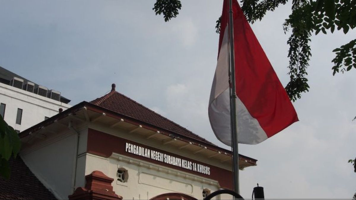 PN Surabaya Sahkan Pernikahan Beda Agama, MUI Sebut Bertentangan dengan UUD 1945