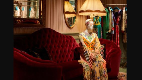 Gucci Prépare La Collection De Célébrations Du 100e Anniversaire