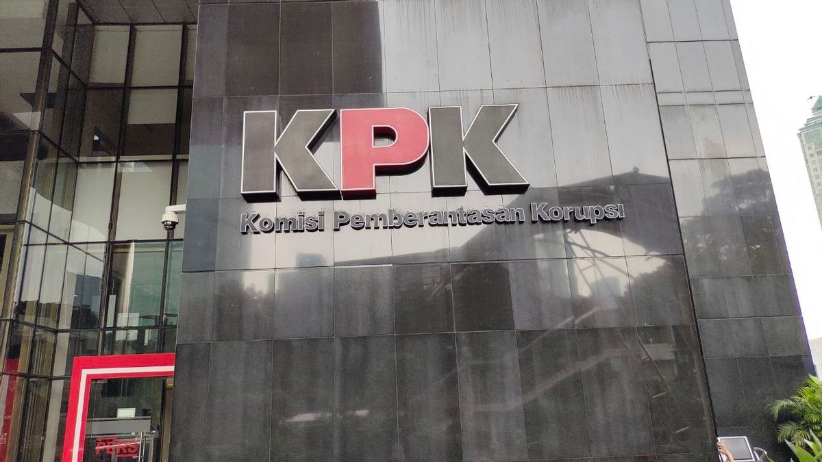 KPK Paiera L’argent Reçu Par Rahmat Effendi Des Employés Du Gouvernement De La Ville De Bekasi