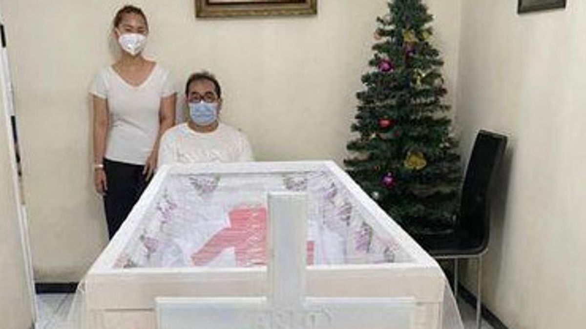 Different Religions, Inul Daratista Prays For Mother-in-law To Be In Heaven