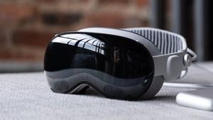 Setelah Kegagalan Vision Pro, Apple Kini Perkuat Fokus pada Headset