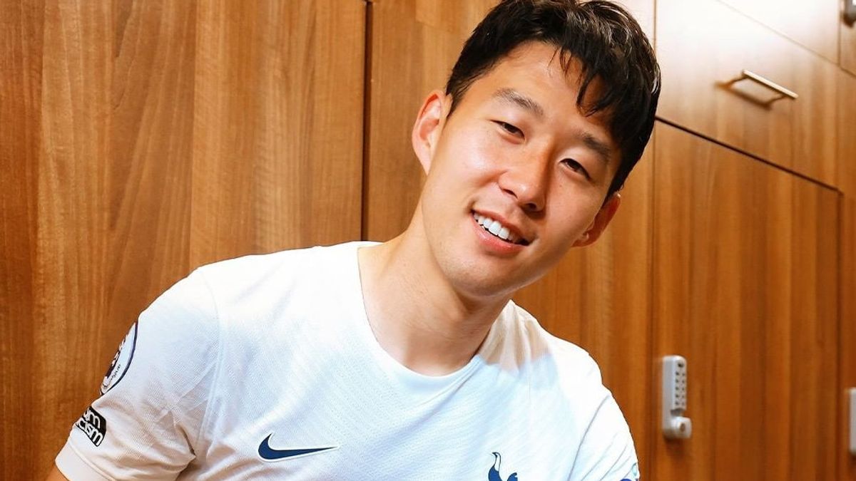  Son Heung-min dan Mohamed Salah Jadi <i>Top Scorer</i> Liga Premier 2021/2022, Berbagi Sepatu Emas