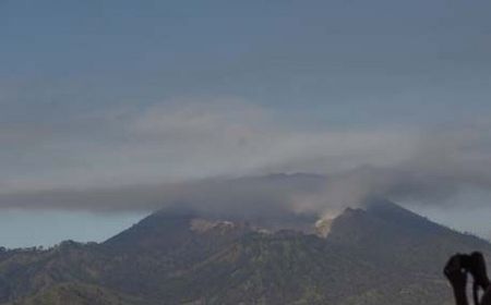 Status Gunung Ijen Naik Jadi Waspada