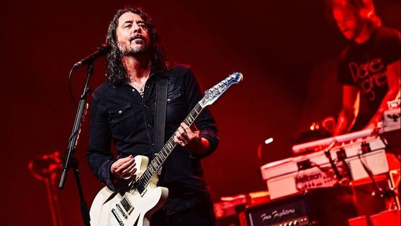 Dave Grohl Ungkap Rahasia Nyeleneh Jaga Kualitas Vokalnya