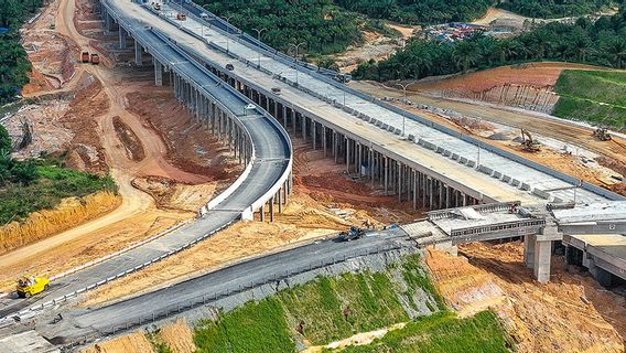 Building Toll Roads, Company Owned By Conglomerate Eka Tjipta Widjaja Receives IDR 3.28 Trillion From Bank Duo Hartono Et Al
