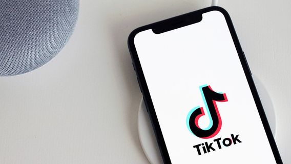 TikTok Hentikan Layanan <i>Streaming</i> Langsung dari Rusia Dampak dari UU Baru versi Putin