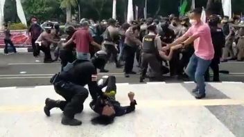L’état Des étudiants Claqués Par La Police Pendant La Manifestation N’aurait Pas Pu Voir