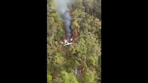 Titik Terang Evakuasi Pesawat SAM Air
