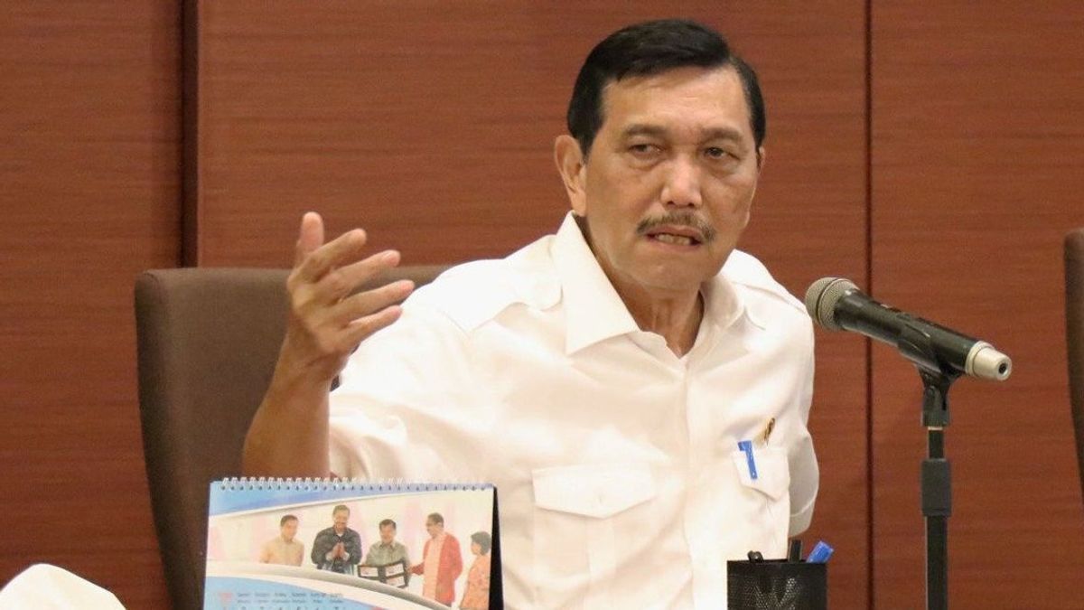 Coordinating Minister Luhut Says State Losses Due To Rob Floods Are Estimated At More Than Rp1,000 Trillion