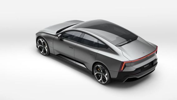 羽毛球旗舰Polestar 5 电动轿车以优雅的设计和超级跑车性能正式首次亮相