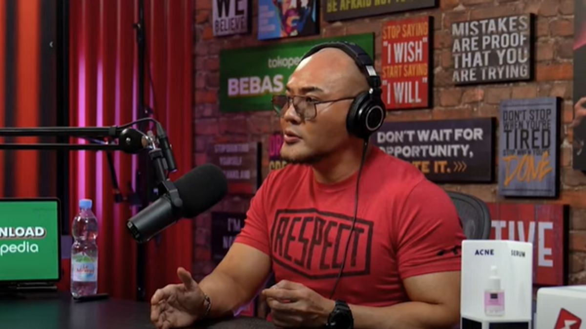 Paslon Dharma-Kun a rejeté 3 fois l’invitation de Deddy Corbuzier, bouleversé par ce chat « Personnel important »