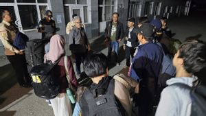 Sempat Dialihkan ke Arab Saudi, Penerbangan yang Membawa 18 WNI dari Iran Menunggu Jadwal ke Tanah Air