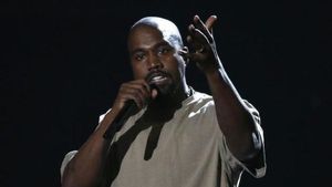 Alasan Kanye West Diblokir Twitter dan Instagram