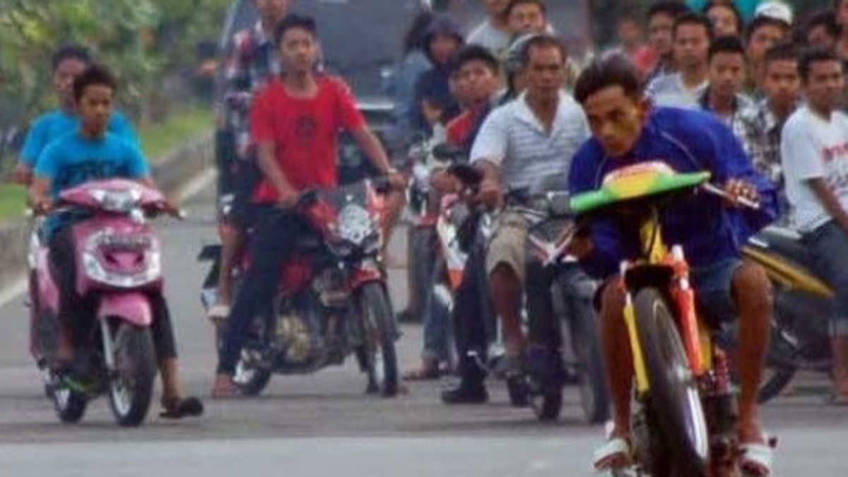 Wild Racing After Saur, 33 Motorcycles And 4 Cars In Kendari Arrested By Police