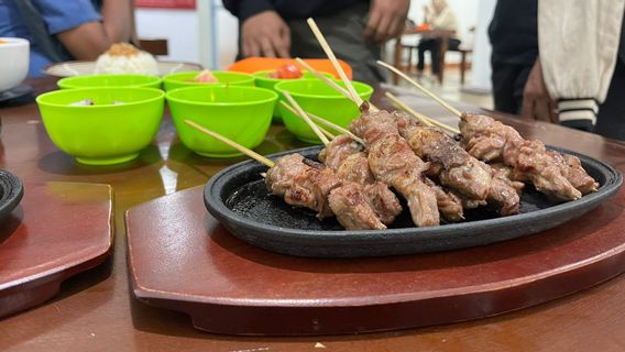 Warung Sate In South Jakarta Offers 3 Months Old Goat Meat