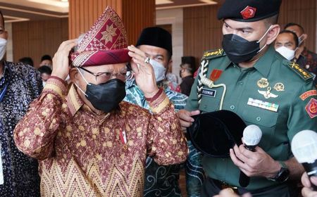 Wapres Apresiasi Perajin Tenun Palembang Bantu Anak Putus Sekolah