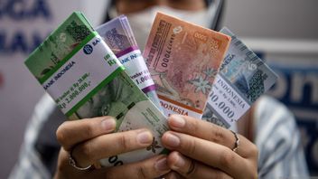 قامت الحكومة بتوزيع الأجور على 13 هدفا 34.63 تريليون روبية إندونيسية