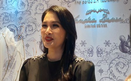 Sambut Hari Raya Natal, Sandra Dewi Beli Pohon Natal Asli dari Luar Negeri