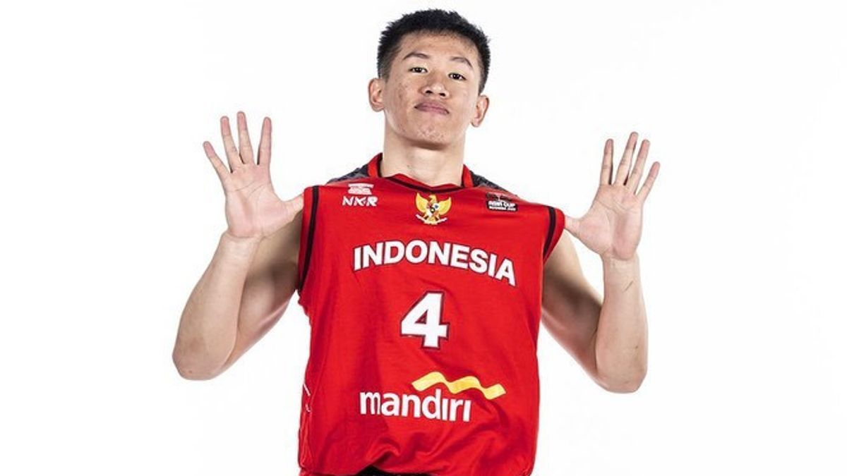 Indonesian National Team Basketball Player Abraham Damar Joined The Japanese League Basketball Team