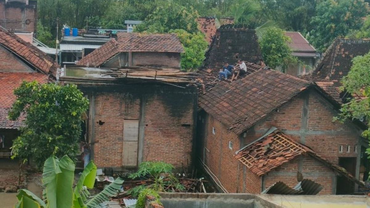 80 Rumah di Kudus Rusak Disapu Angin Kencang, Warga Diimbau Waspada Susulan