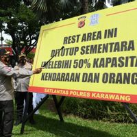  Korlantas Polri Awasi Ketat Pembatasan Kapasitas Rest Area Cegah COVID-19