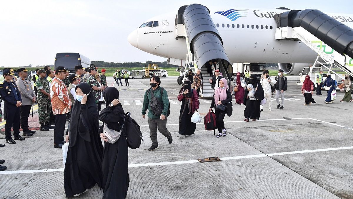 111人のインドネシア国民が今日スーダンからジッダに空輸され、次の国への帰還は明日と明後日行われます