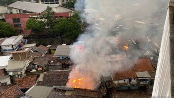 Elderly Trapped In Braga Fire Location Successfully Evacuated By Bandung City Fire Department