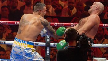 Tyson Fury Vs Oleksandr Usyk Rematch Date Postponed
