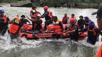 2 Santri Terseret Air Bah Sungai Brayeuen Aceh Besar Ditemukan Tewas