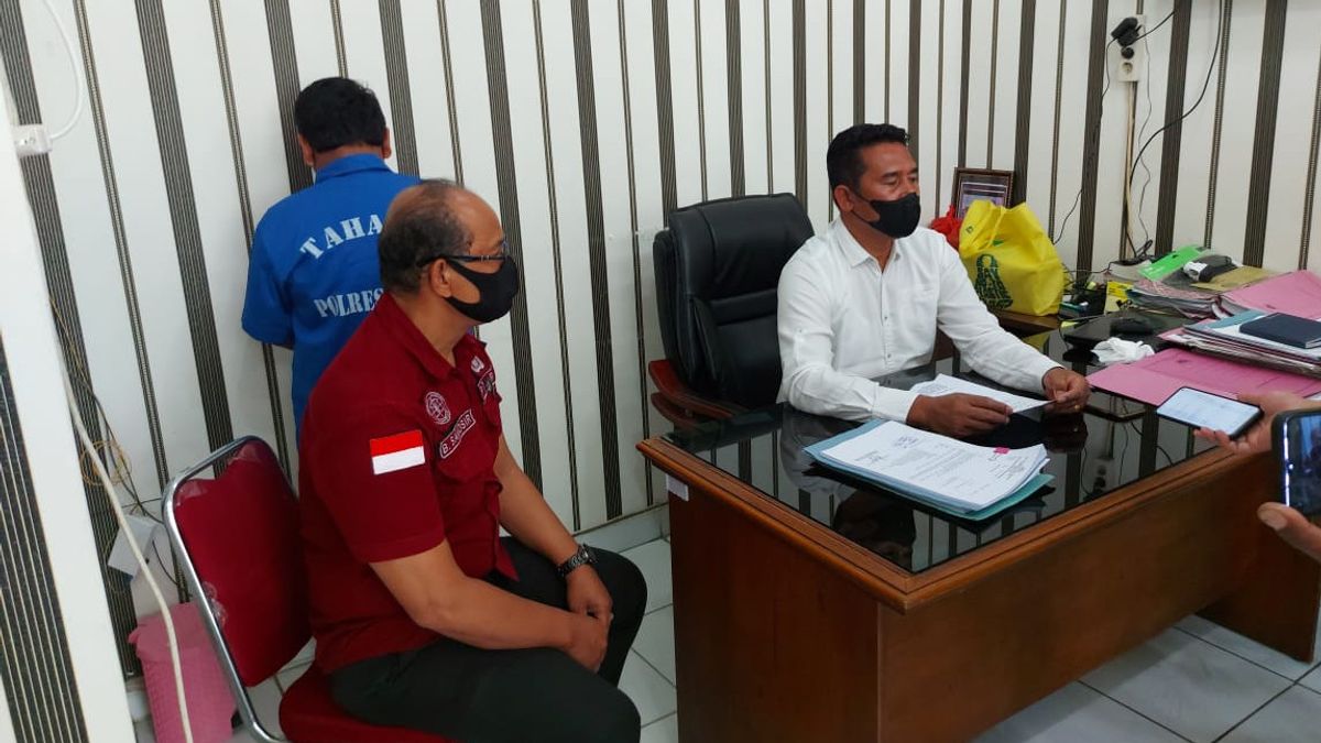 Guru Olahraga yang Cabuli Muridnya di Toba Sumut Ditangkap Polisi