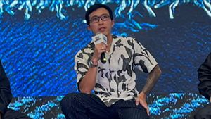    Suka Pakai Jeans, Cara Dokter Tirta Merawat Demin Kesayangannya