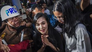 Jaksa Ungkap Sandra Dewi Terima Uang Miliaran Dari Perusahaan Helena Lim