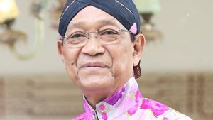 Rapat dengan Luhut, Sri Sultan Hamengku Buwono X Sebut Yogyakarta Siap Terapkan PeduliLindungi di Mal