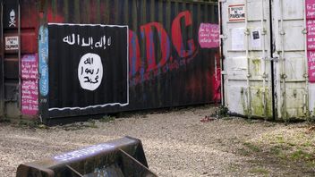 ISISリクルーターになった疑い、スウェーデンのイマームは1年間拘束された後に強制送還される