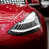 Saingi Toyota dan VW, Tesla Siapkan Mobil Murah