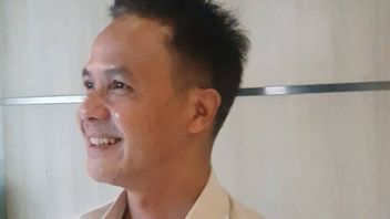 À Cause Des Nouveaux Cheveux, Ganjar Pranowo S’appelle Ari Wibowo