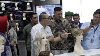 وزير التجارة زولهاس متفائل بأن إندونيسيا يمكن أن تحذو حذو الصين لتصبح المصدر رقم 1 للشعر المزيف في العالم