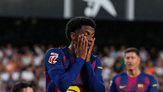 バルセロナは最後の試合で倒れ、バレンシアは劇的に3-1で勝利