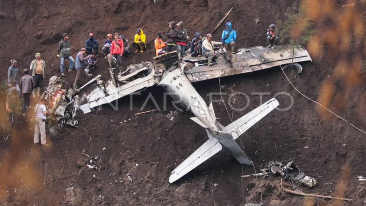 Kecelakaan 2 Pesawat Super Tucano TNI AU, Tim Investigasi Fokus Cari Flight Data Recorder
