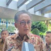 Viral Pemasangan Eskalator di Candi Borobudur, Menteri PU Buka Suara