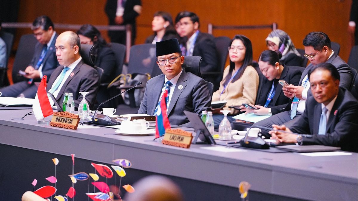 man Sugiono apprécie le soutien du Royaume-Uni à la résolution de l'Assemblée générale de l'ONU sur le cessez-le-feu de Gaza