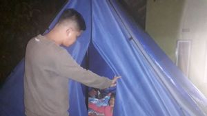 Korban Gempa di Pasaman Barat Masih Tidur di Tenda Darurat